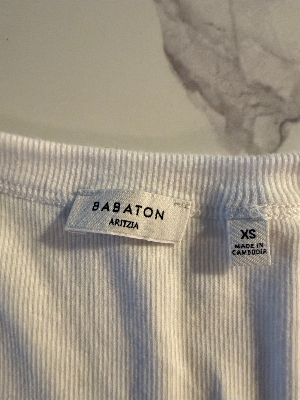 Women’s Aritzia Babaton Top Size XS - Picture 2 of 3